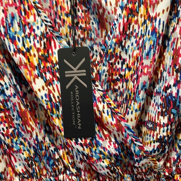 V-neck sleeveless multi colored dress - Picture 5 of 6